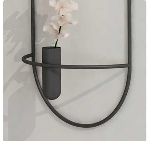 Noir Geometric Metal Candle Holder – original supplier image 5